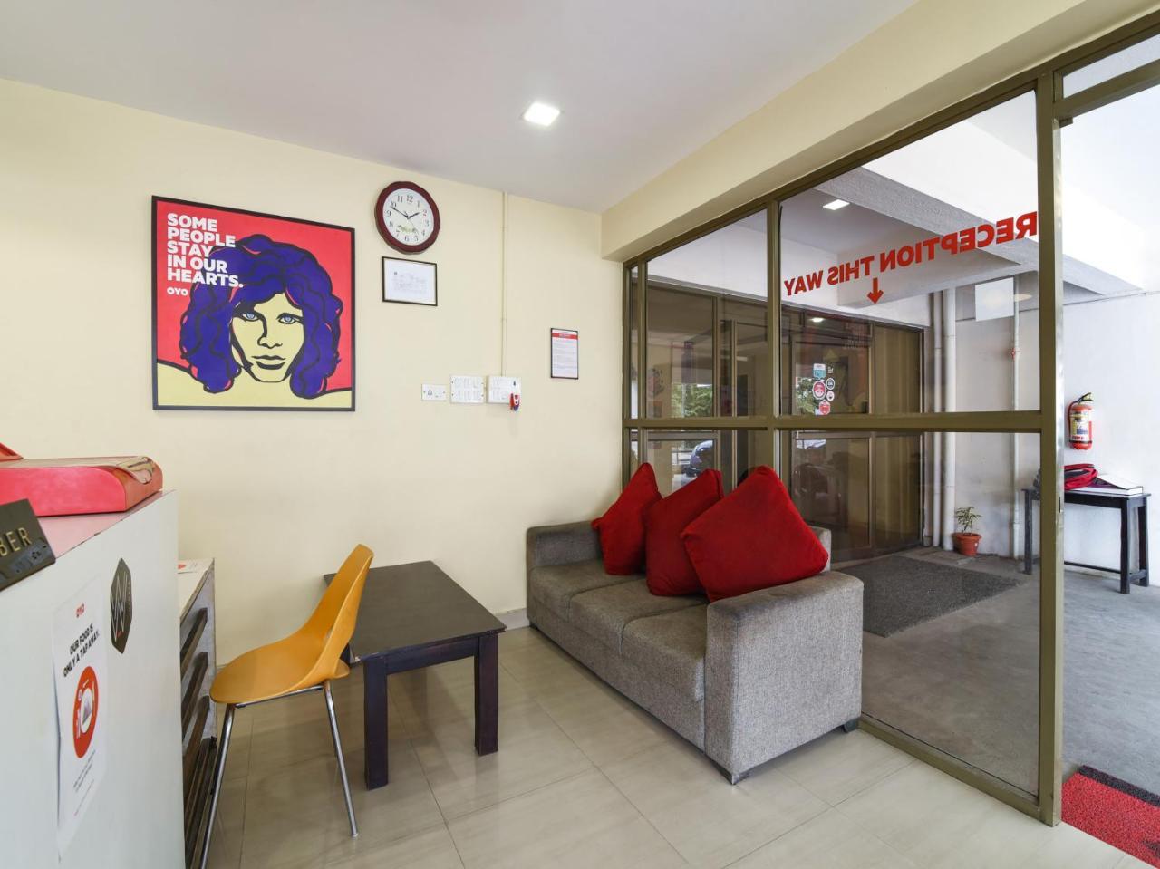 فندق شينايفي  Oyo Flagship 324 Velachery Madipakkam المظهر الخارجي الصورة